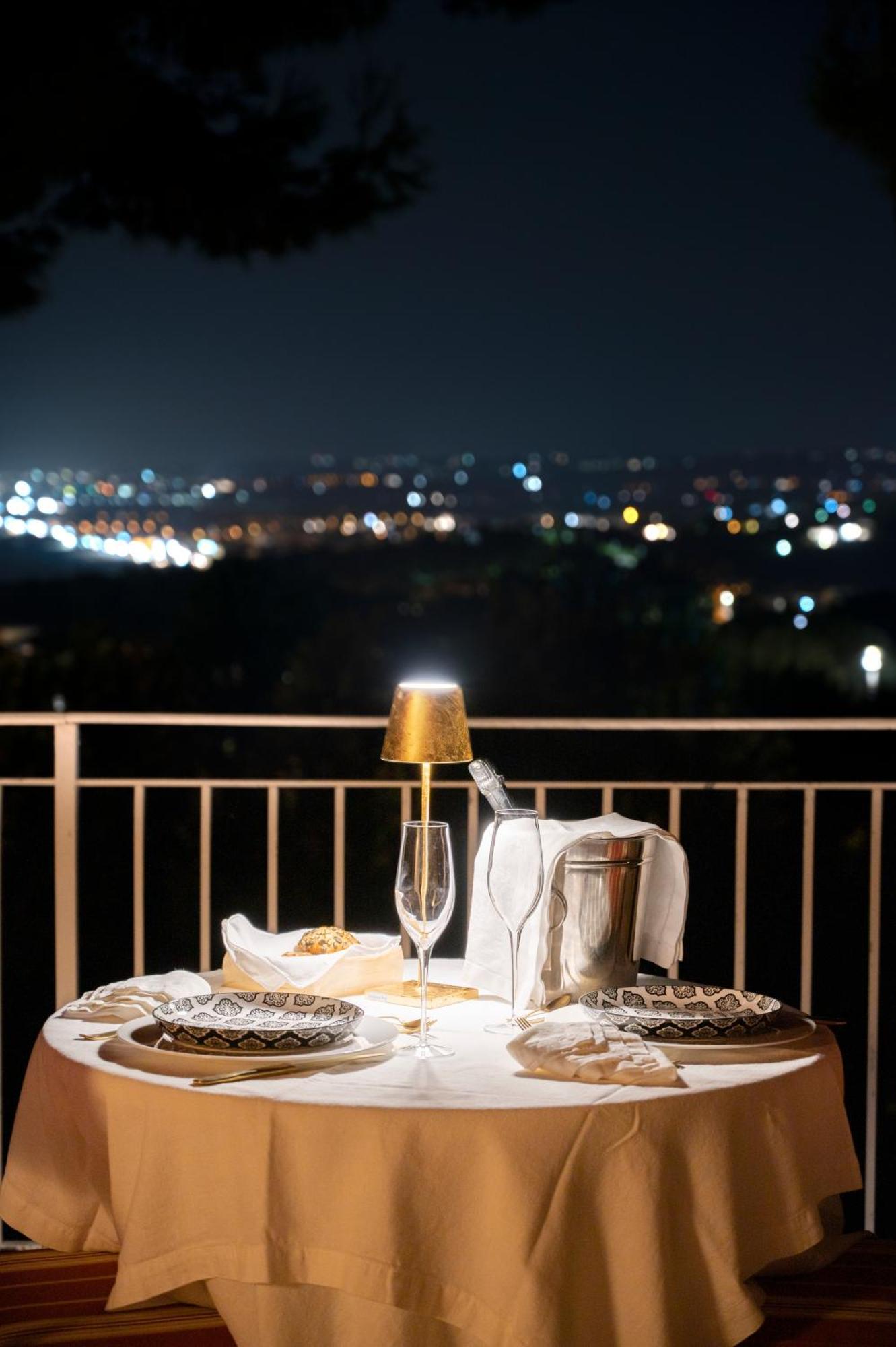 Tra Gli Alberi E Il Mare Bed & Breakfast Sirolo Dış mekan fotoğraf