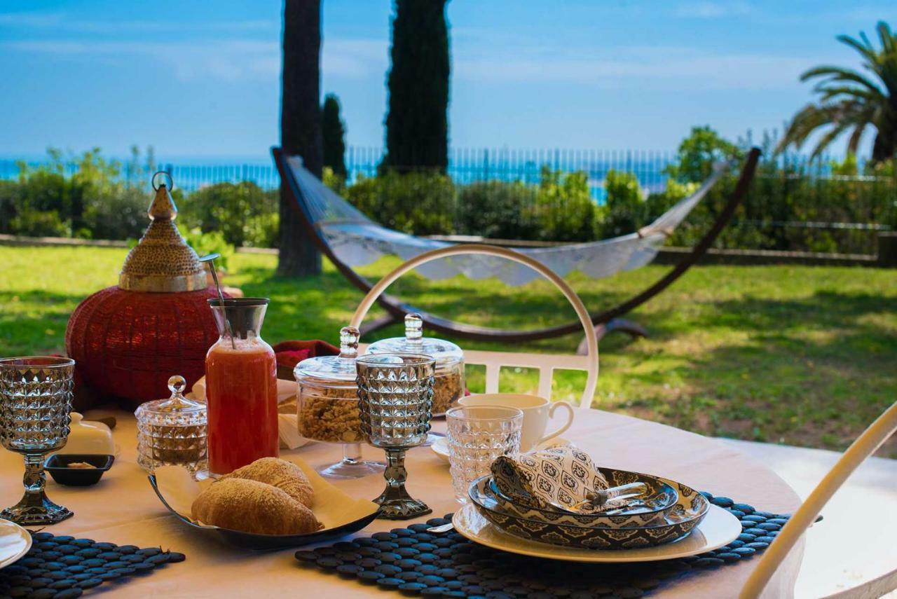 Tra Gli Alberi E Il Mare Bed & Breakfast Sirolo Dış mekan fotoğraf